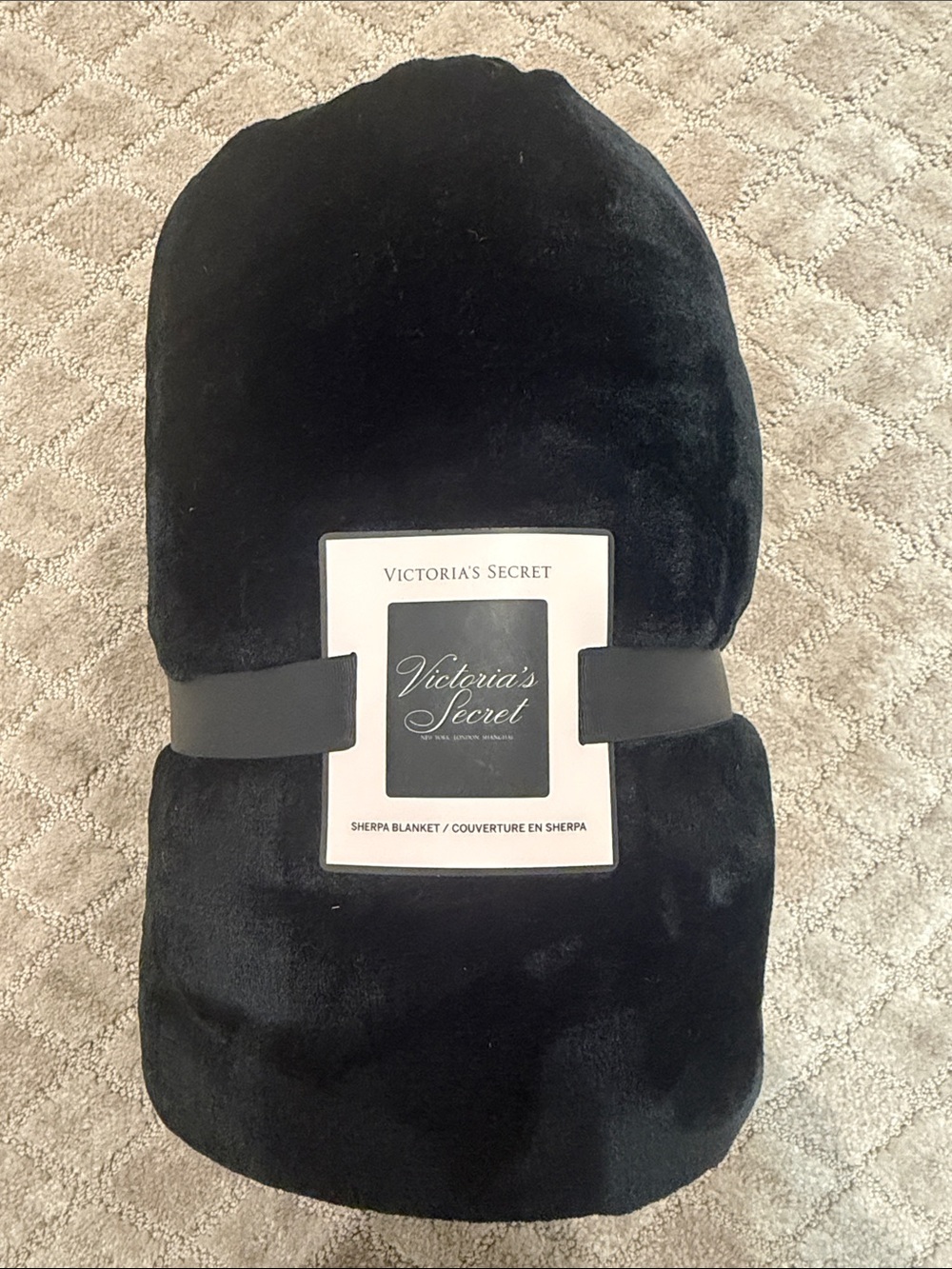 Victoria's Secret Black Plush Sherpa Throw Blanket